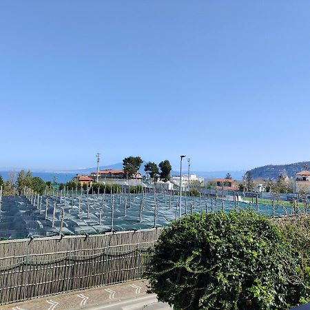 Rota Suites Сорренто Экстерьер фото
