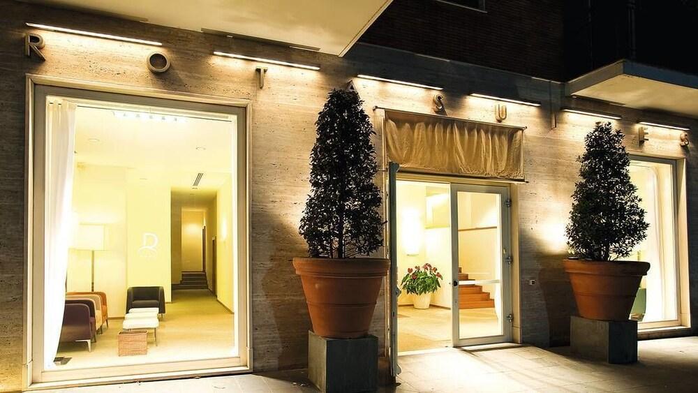 Rota Suites Сорренто Экстерьер фото