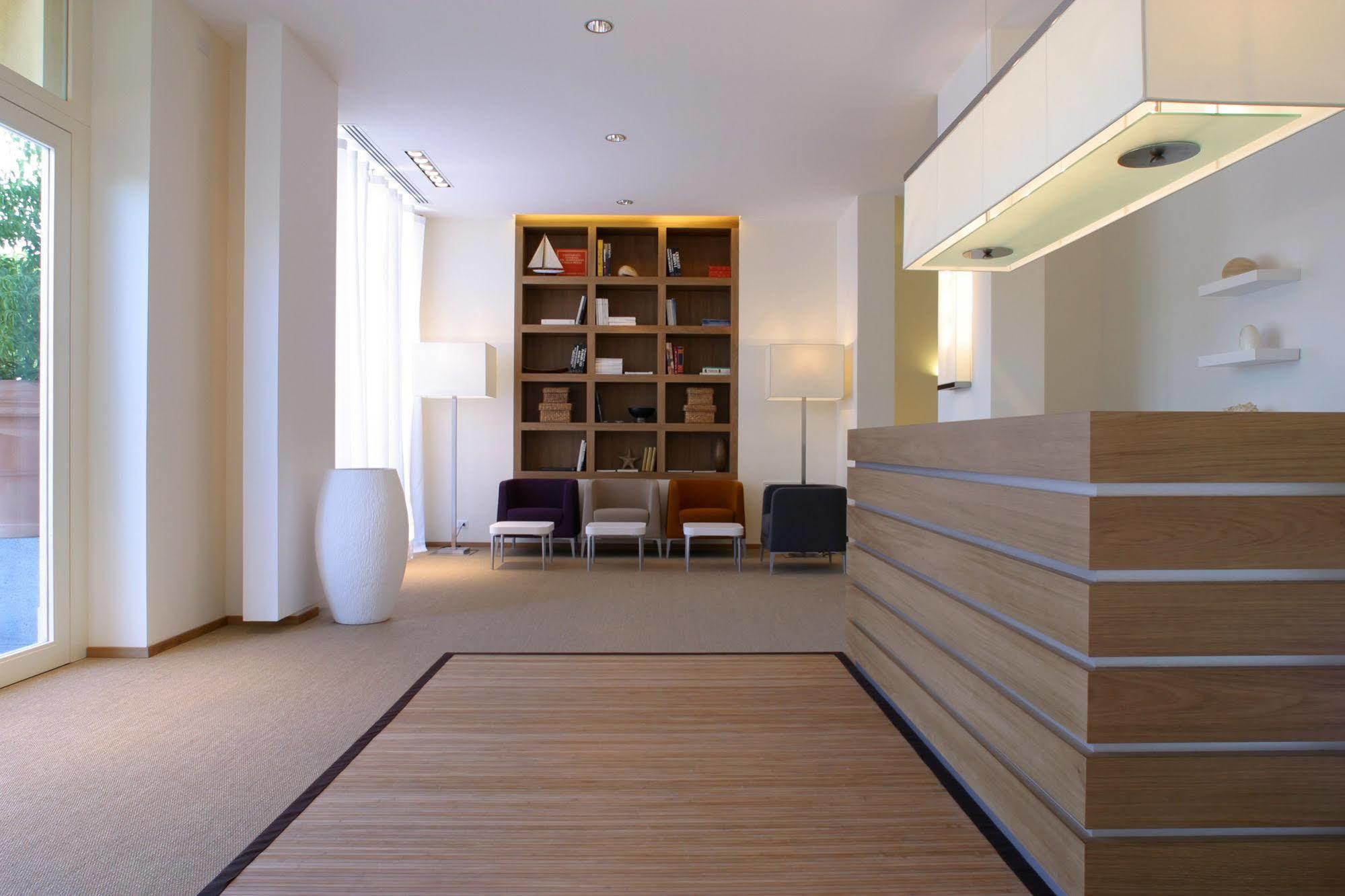 Rota Suites Сорренто Экстерьер фото