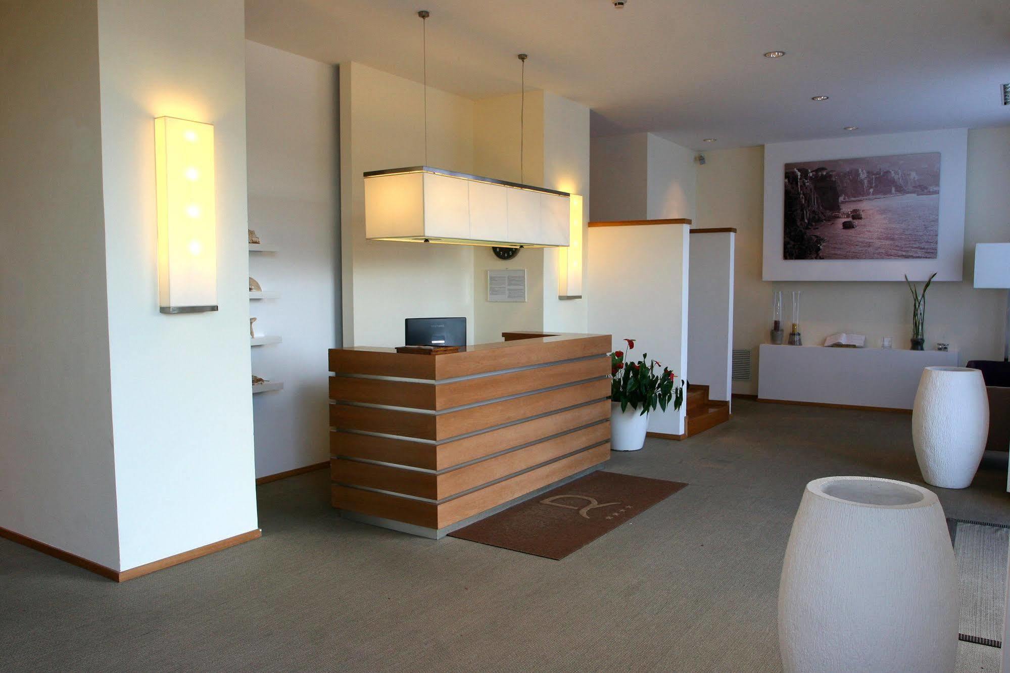 Rota Suites Сорренто Экстерьер фото